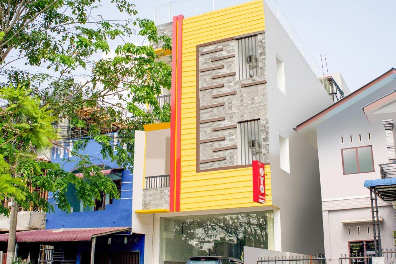 Super Oyo 1183 Papakoel Hotel Medan Exterior foto