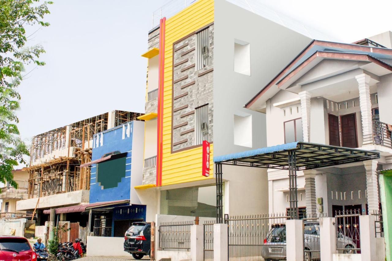 Super Oyo 1183 Papakoel Hotel Medan Exterior foto